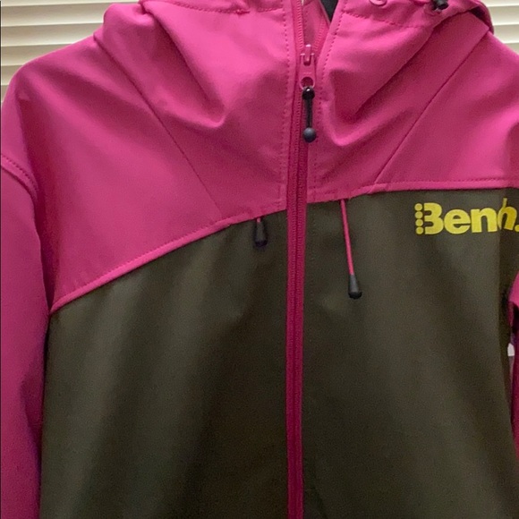 BOGO!! Women Windbreaker - Picture 6 of 6